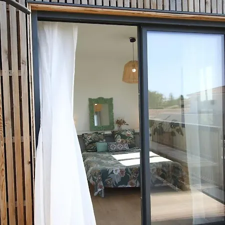 Villa En Bordure De Vignoble 6 Personnes A La Semaine *